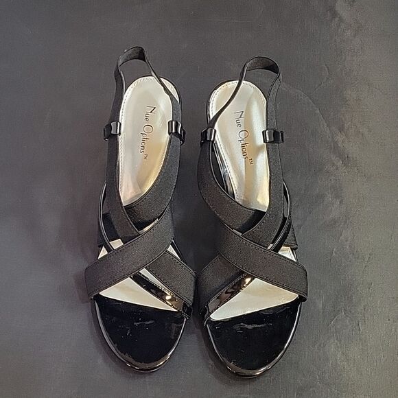 NUE OPTIONS LOW BLOCK HEEL CRISSCROSS ELASTIC STRAP OPEN TOE SANDAL - Picture 2 of 14